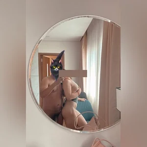 Buồn buồn lên quẹt Tinder ngắm gái ai dè gạ chịch được em ngon hết nước chấm