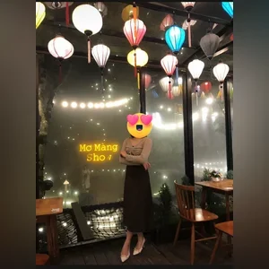 Chịch không bao với em Tú Xuân sinh viên năm 2 non mơn mởn
