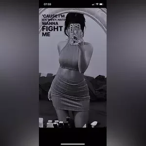 Clip em Khánh Linh (ngoc_lizh) bán album videos sex trên litmatch