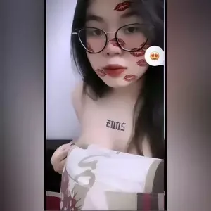 Clip sex em Hân 2k5 mu siêu múp địt nhau xong đăng story cho bạn bè xem