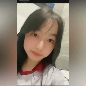 Cực phẩm em Phương Thảo vừa xinh vừa dâm . bím siêu non tơ