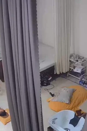 Hack Camera vợ chồng XXX trong quán Spa