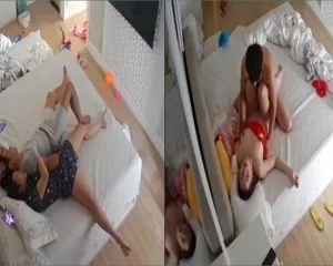 Hack camera yêu chiều vợ dâm lúc vắng con