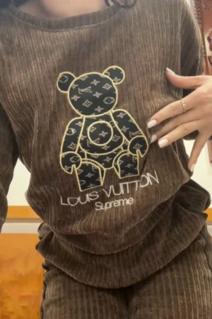 juny-lany trong bộ đồ ngủ cute, nhưng khi cởi ra thì ngon không tưởng tượng nổi