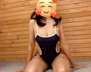 Lút cán cô người yêu trong bộ đồ bikini gợi dục