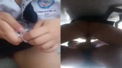 Phạm Huỳnh Ngọc Châu cùng bạn trai dí nhau ngay trong WC trường học