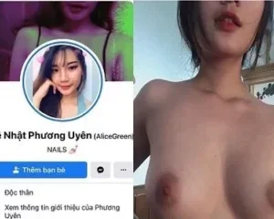 Siêu phẩm em Lê Nhật Phương Uyên bị anh bạn trai cu dài thông cho nhấc người