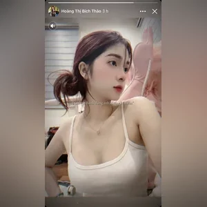 Siêu phẩm Hoàng Thị Bích Thảo vừa lộ clip móc bím không lông cho người yêu xem bị leak cục ngon