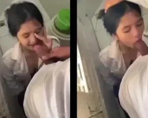 Trốn tiết đưa cô bạn thân vào nhà vệ sinh trường bú cu khủng